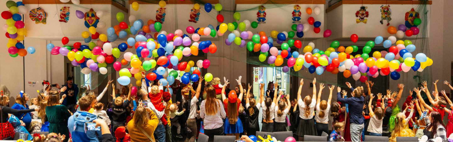 TSC53 grosser Ballonregen