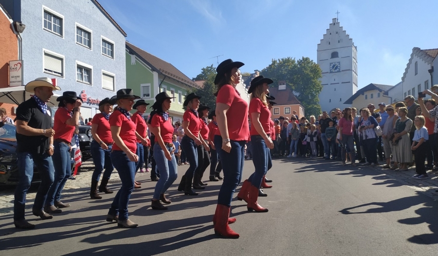 Bild Tanz1 Michaelimarkt 2019